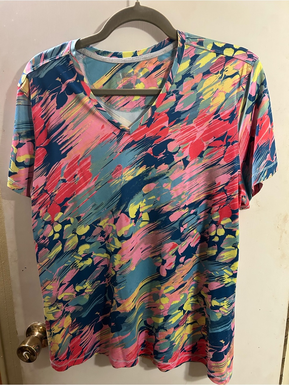 Reel Legends Multicolor V-Neck Brushstroke Floral Blouse
